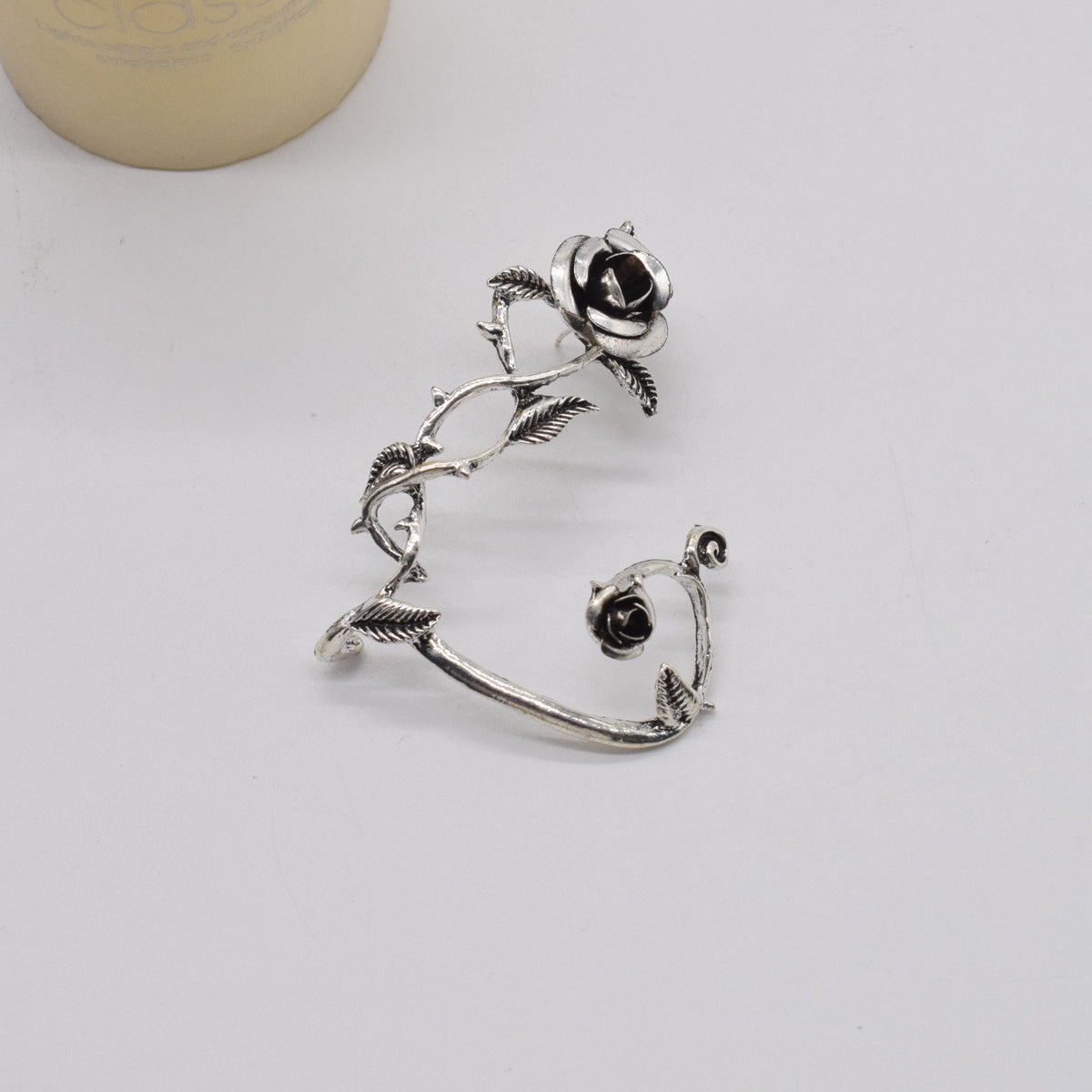 Wholesale Gothic Wind Metal Earrings Rose Earrings